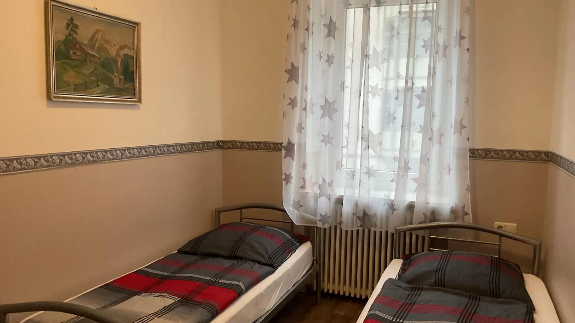 Hostel Pension&Hostel Anna - Monteurzimmer Munich